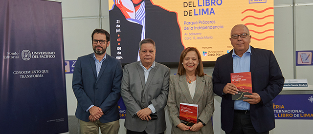 Dra. Rosario Santa Gadea, directora del Centro presentó el libro “En búsqueda de un camino para evitar la trampa del ingreso medio: los casos de China y Perú” en la FIL Lima 2023